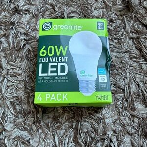 LED Light Bulb 4-Pack - White